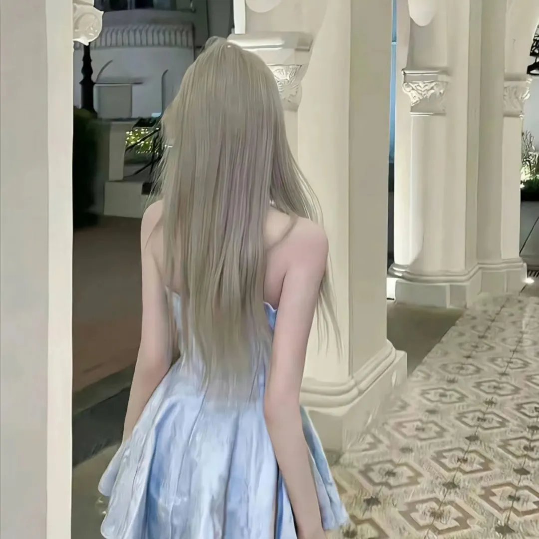 《我不是坏女孩》海报
